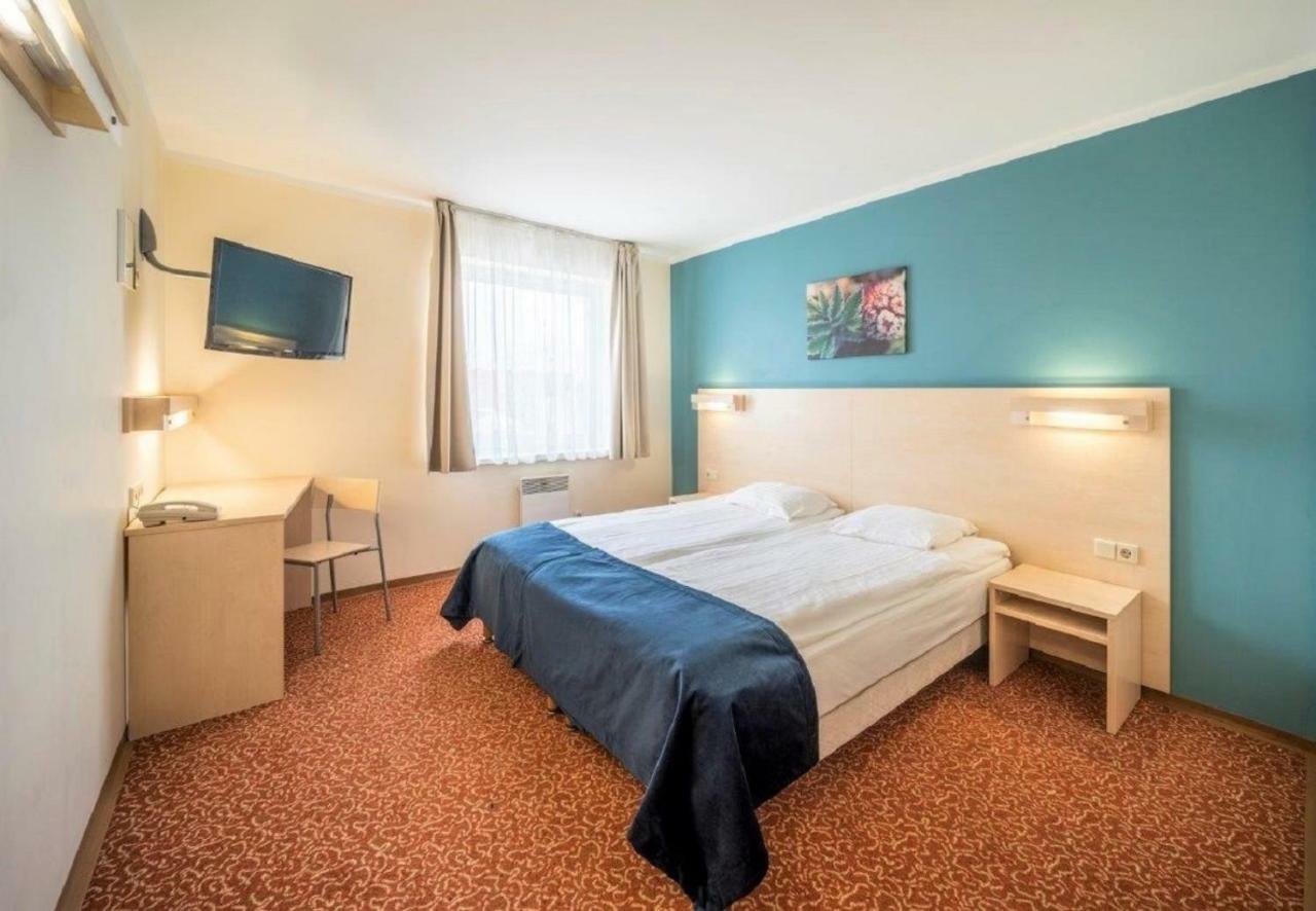 Rija Bauska Hotel Eksteriør billede